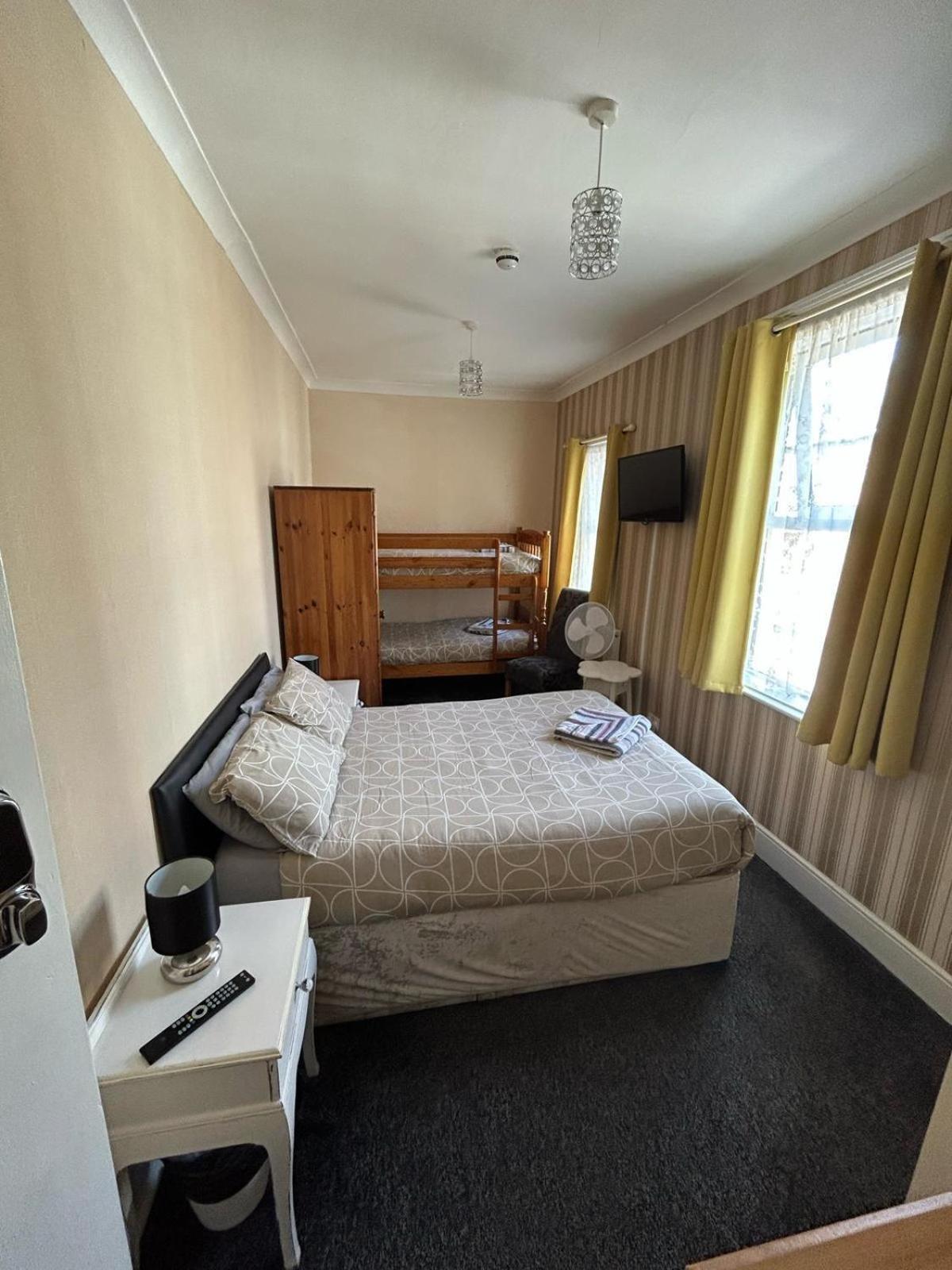 Guest house The Little Emily 3*